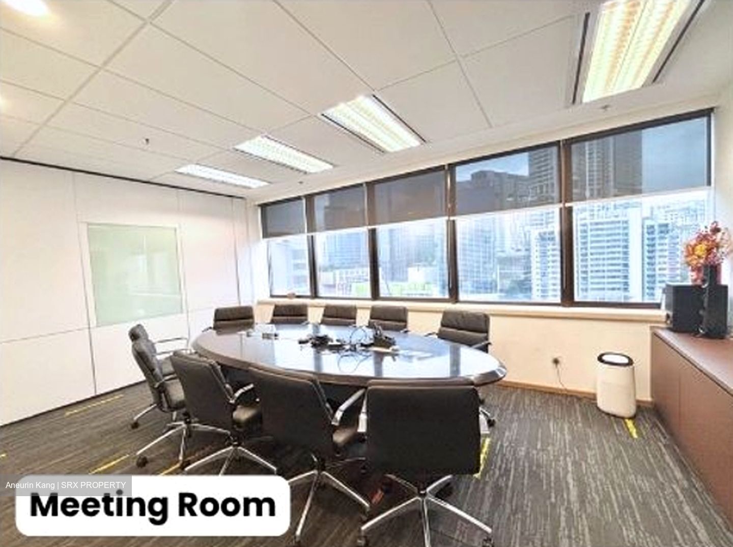 United Square (D11), Office #630056011
